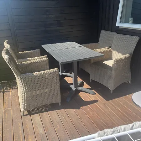 Cozy Near Stavanger Airport Appartamento Sola
